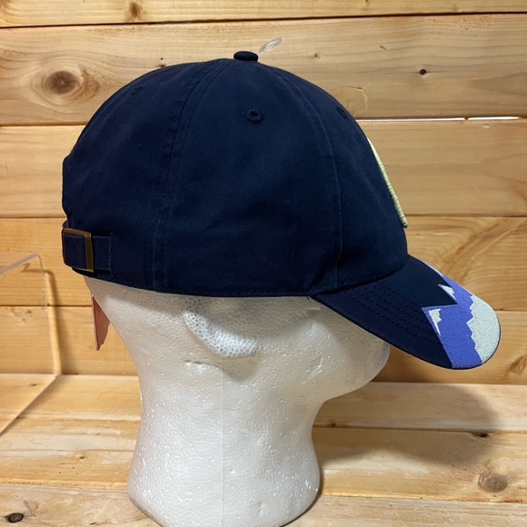 Free People Movement American Needle Hat Apres Ski Baseball Cap Navy NWT - Picture 4 of 6